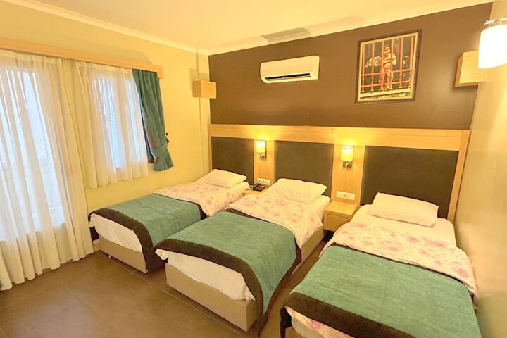 Room 43 of 110