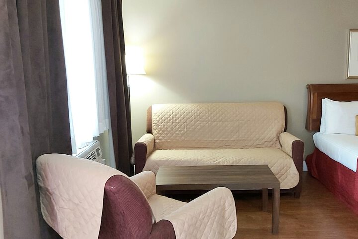 Room 40 of 76