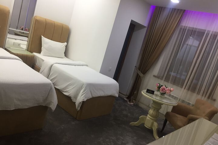 Room 17 of 59
