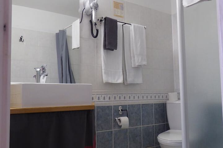 Room 43 of 67