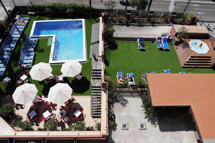 Hotel 27 of 27