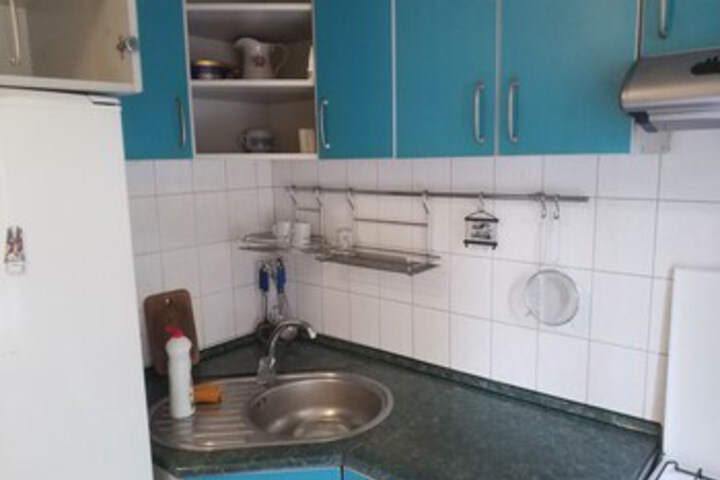 Room 27 of 72