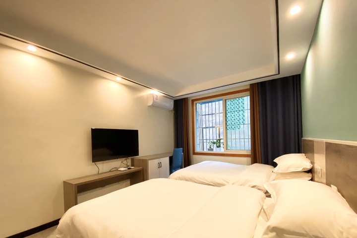 Tianli Express Hotel (Zunyi Hong Kong Road Branch)