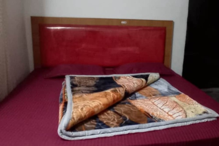 Room 2 of 29