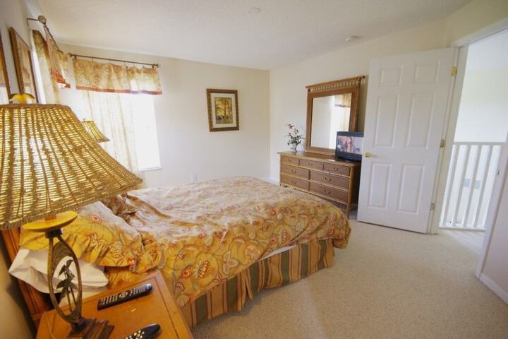 Room 10 of 39