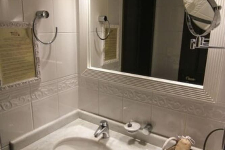 Clean Restrooms