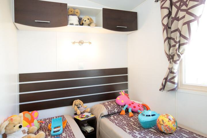 Room 5 of 59