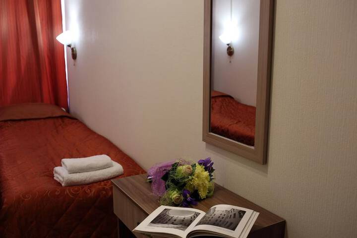 Room 47 of 63