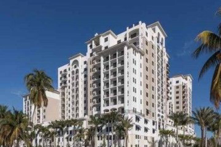 Global Luxury Suites in Boca Raton in Boca Raton, FL
