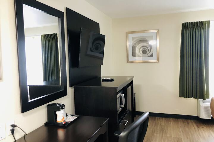 Room 14 of 72