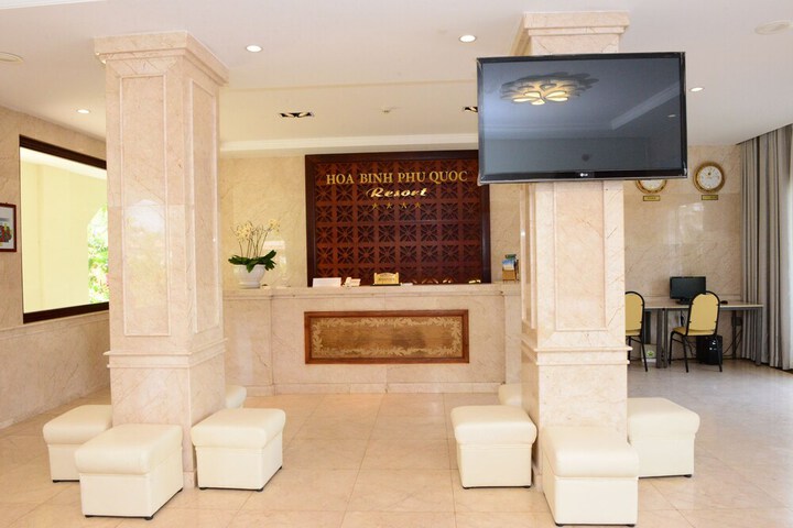 Hotel 2 of 42