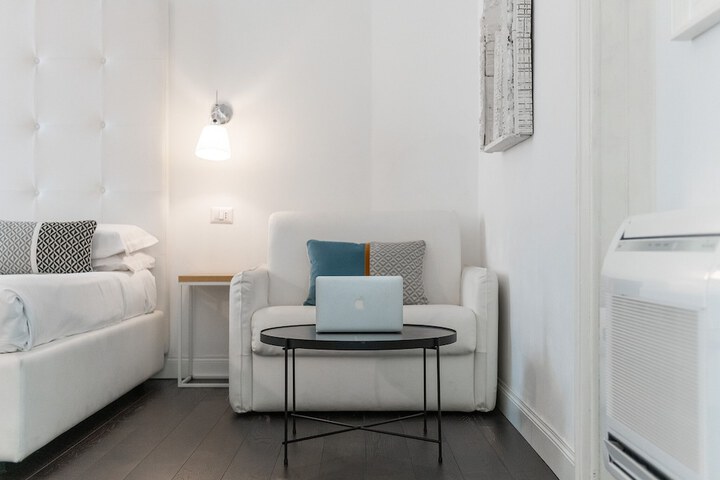 Room 5 of 57