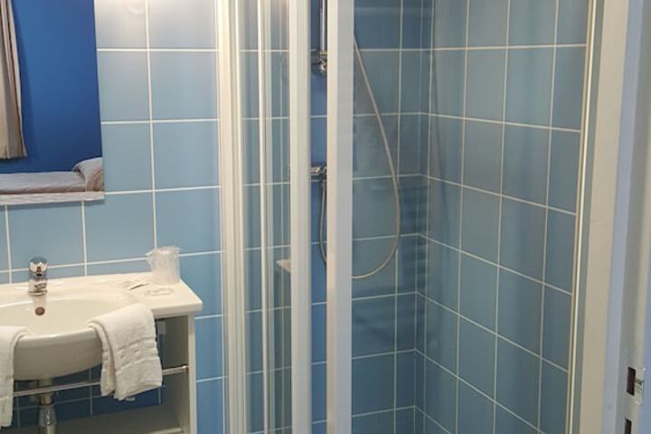 Bath Photo