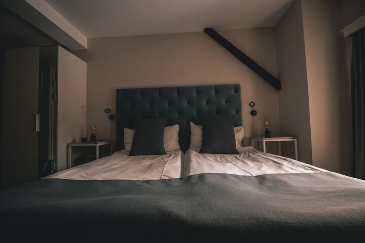 Room 35 of 86