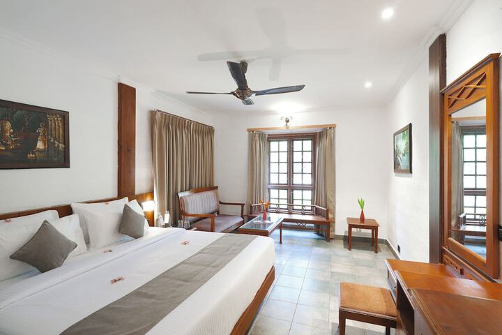Room 29 of 85
