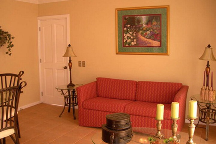 Room 15 of 48
