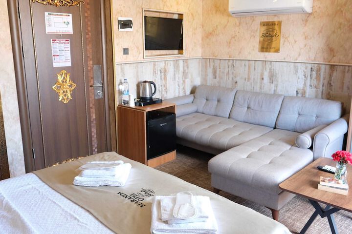 Room 86 of 170