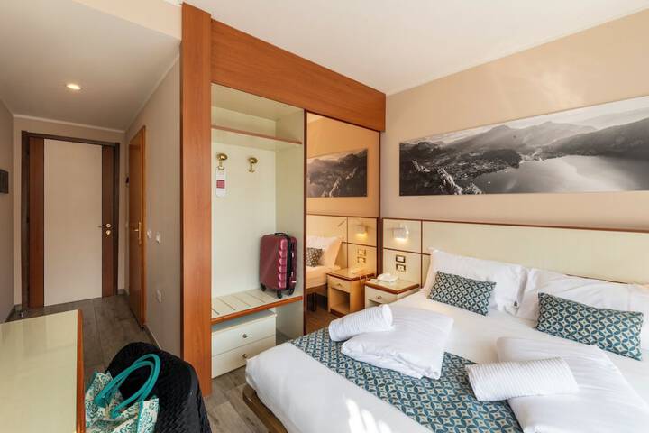 Room 35 of 110