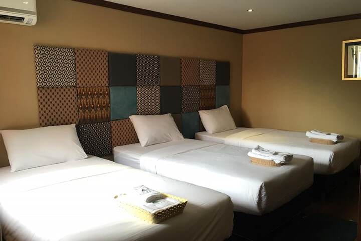 Room 21 of 44