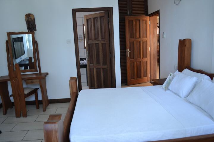 Room 15 of 67