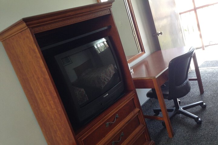 Room 6 of 26