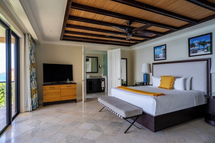 Room 40 of 209