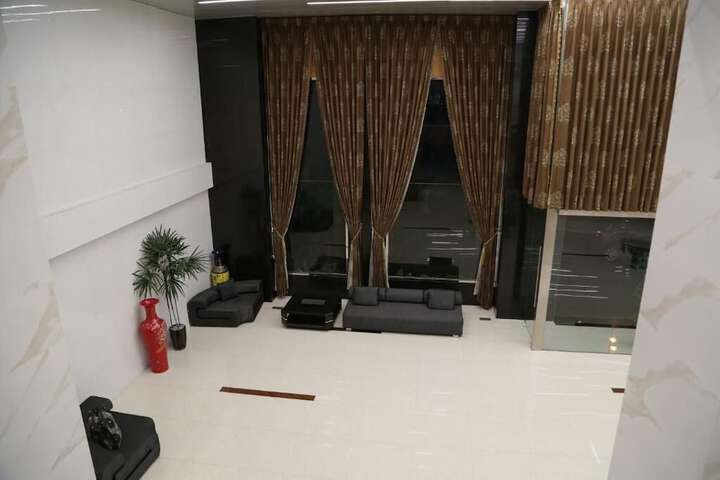 Hotel Interior 3 of 32