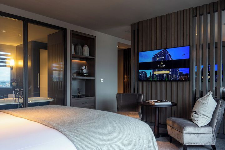 Room 27 of 65
