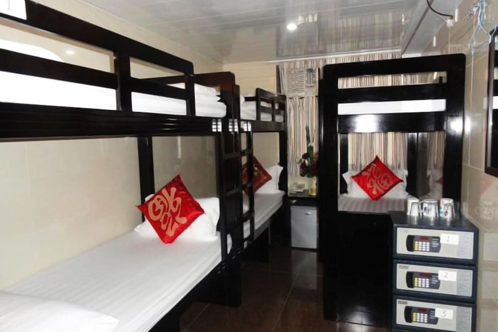 Room 26 of 37