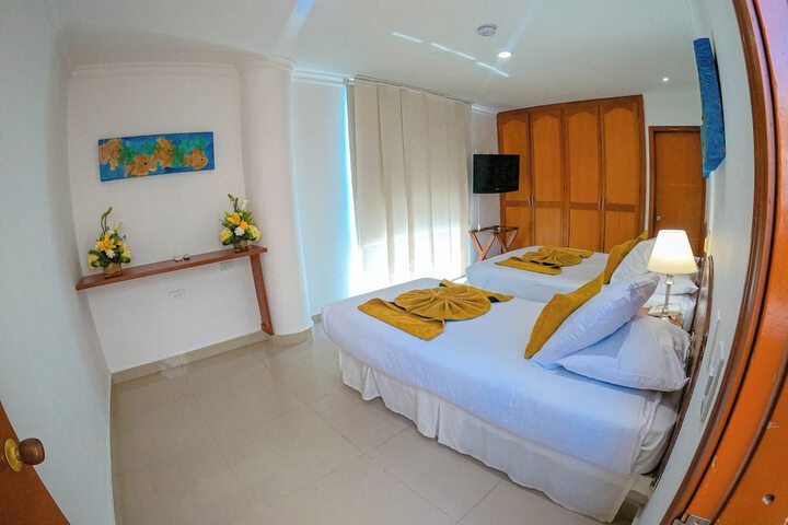 Room 15 of 25