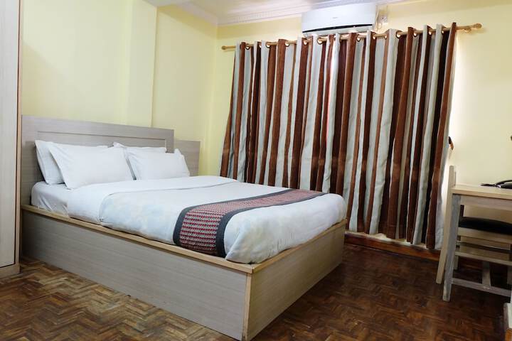 Room 13 of 39