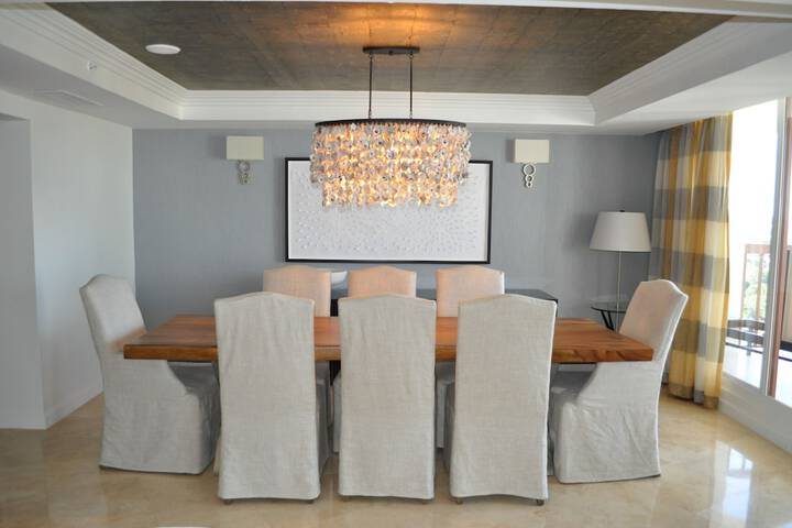 Room 5 of 74