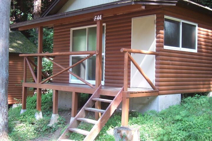 Room 4 of 14