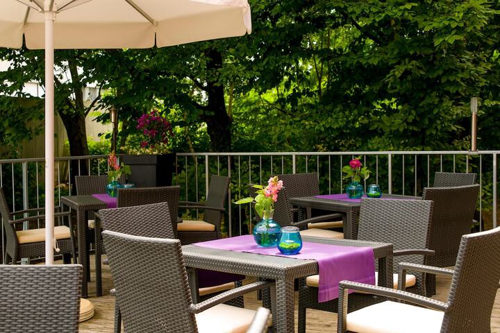 Terrace/Patio 70 of 78