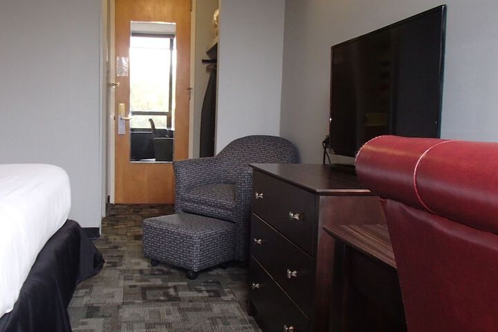 Room 7 of 35
