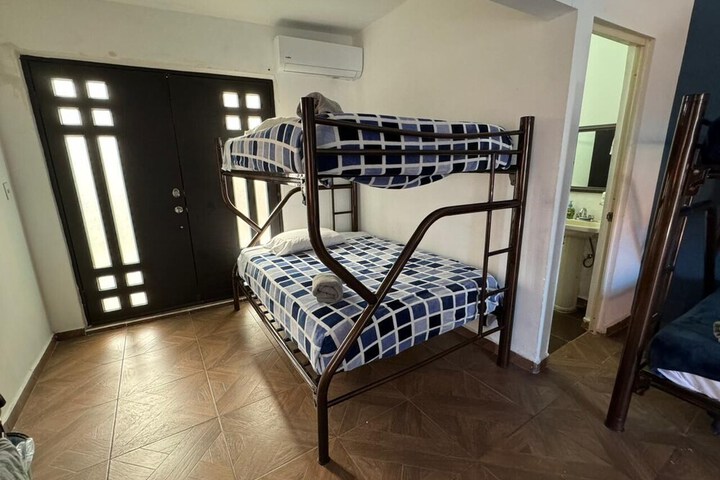 Room 36 of 119