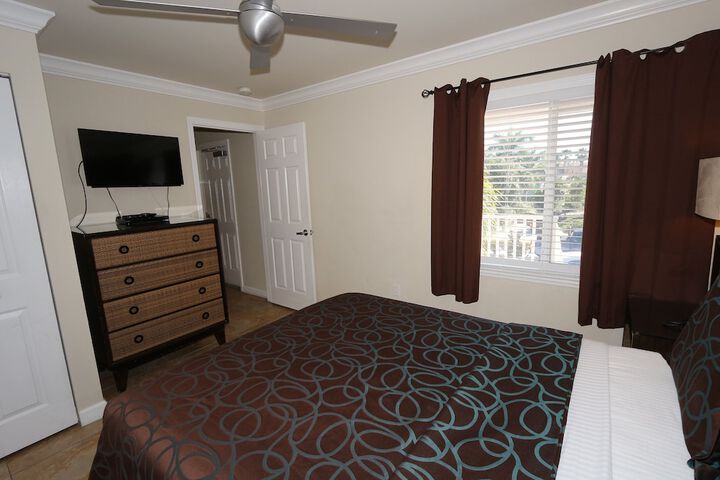 Room 18 of 72