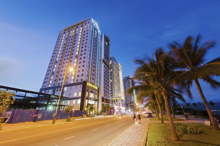 Hotel 80 of 82