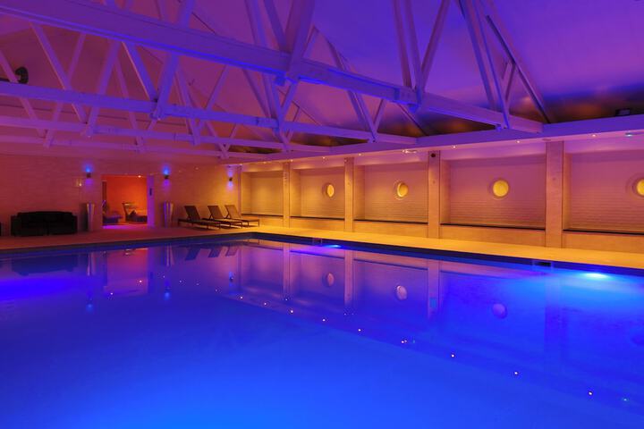 Pool Hotel