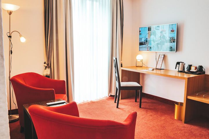 Room 20 of 77