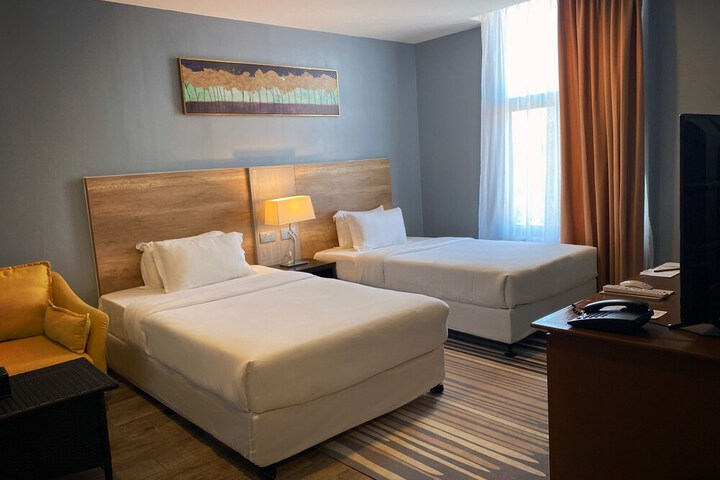Room 10 of 58