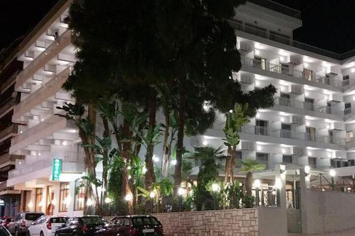 Fitness Facility Photos