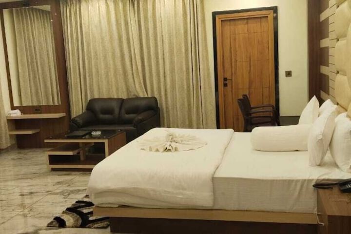 Room 17 of 70