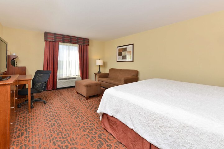 1 King Bed (18 of 18)