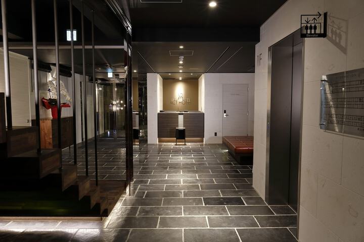 Hotel Interior 4 of 103