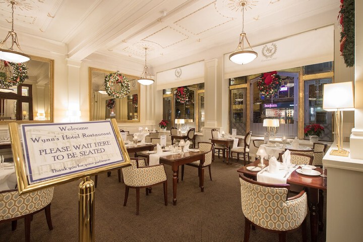 Dining Photos