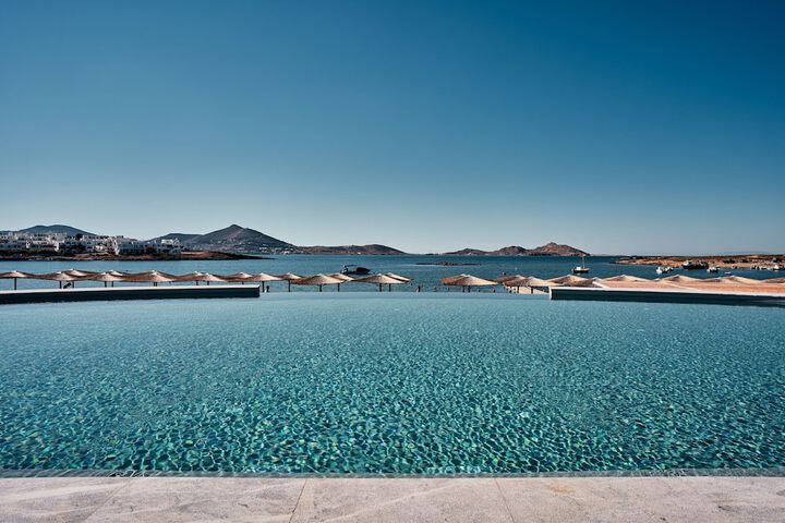 Pool 45 of 142