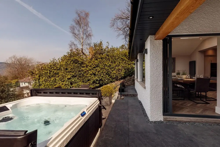 Pool 15 of 27