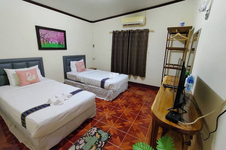 Room 4 of 59