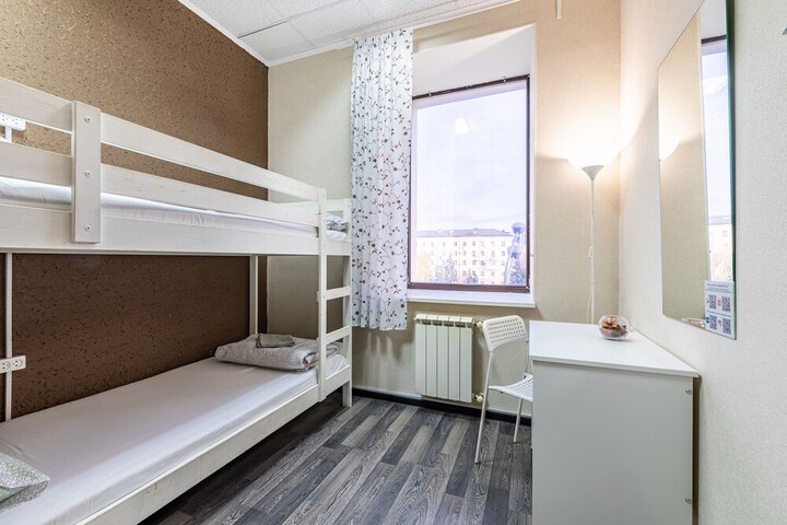 Room 18 of 83